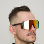 ARONA Black/Red