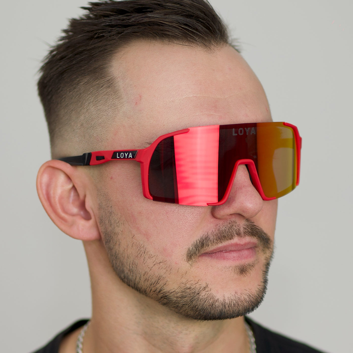 ARONA Red/Red